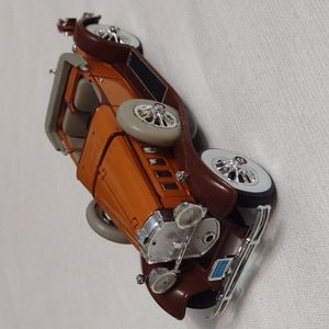 Model Car 1930 Packard Speedster